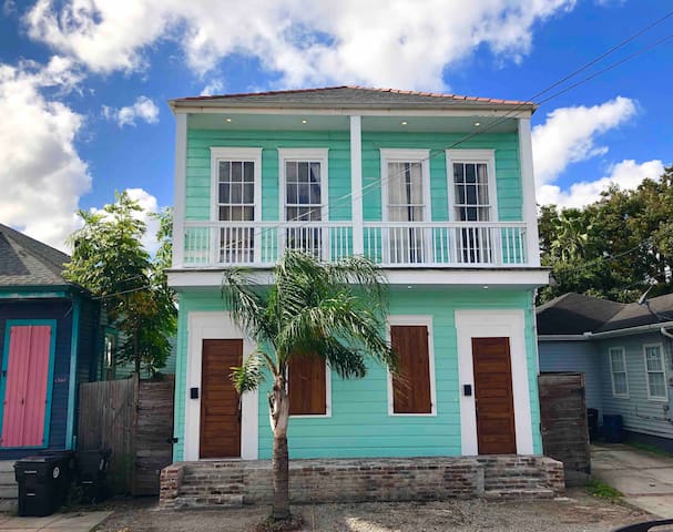 Historic/Arthouse for 6. 8 min walk to French Q