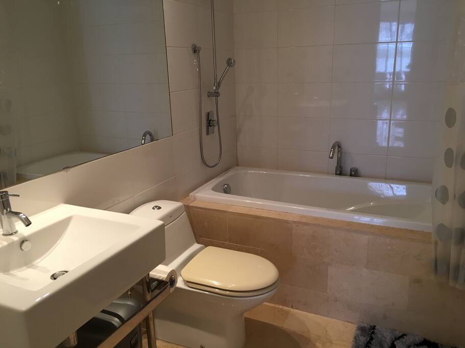 bath room (have body sorp, shampoo and bath towel)