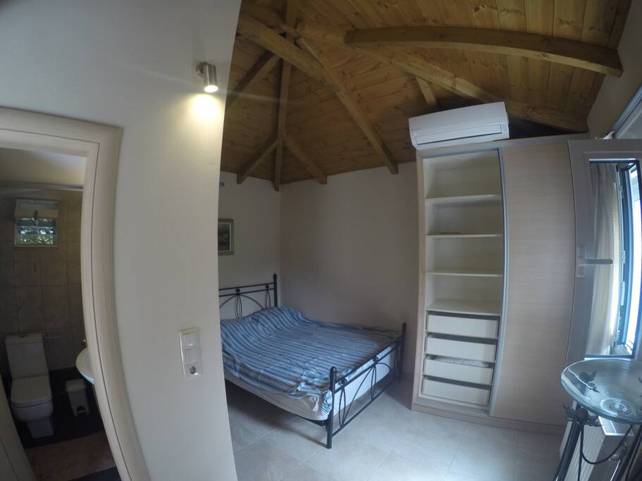 Bedroom Photo - 1