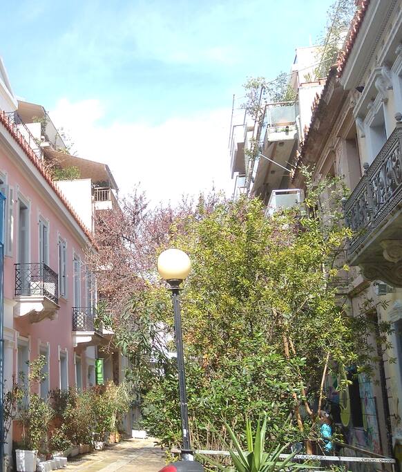 Pedestrian street