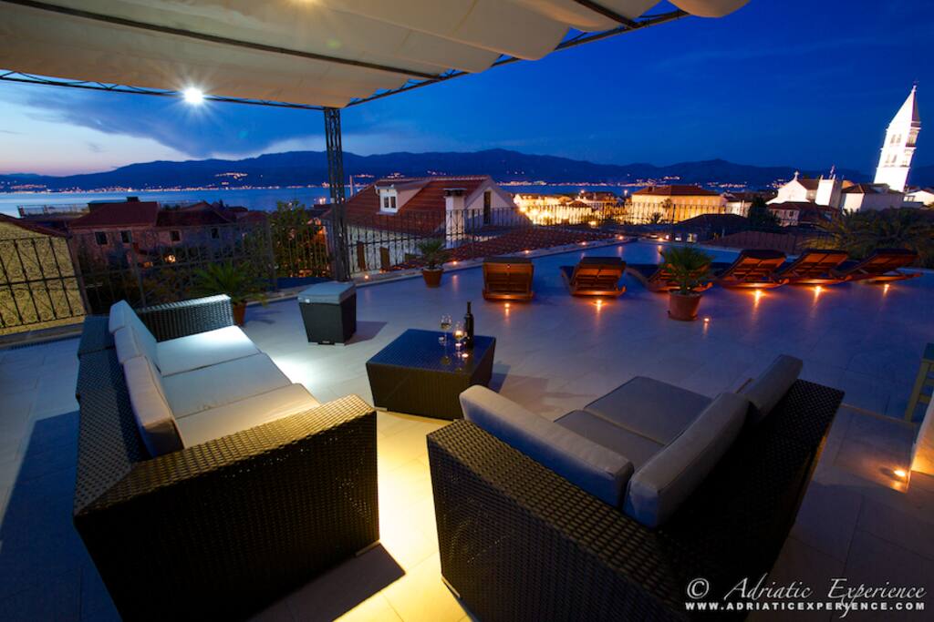 Rooftop terrace with jacuzzi
