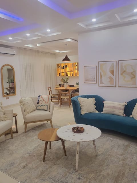 The Private Apartment: 2 Bedrooms
