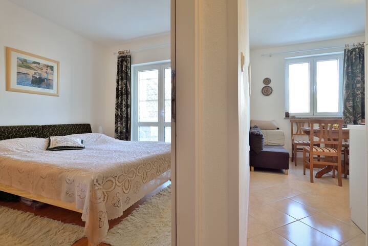 COZY APARTMENT&BIKES