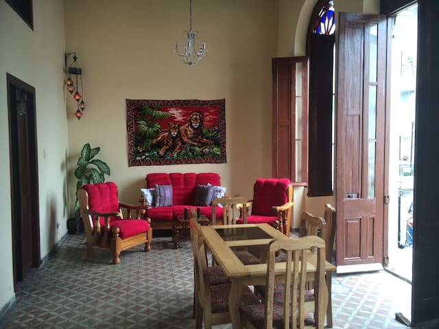 Guest favorite listing in Havana