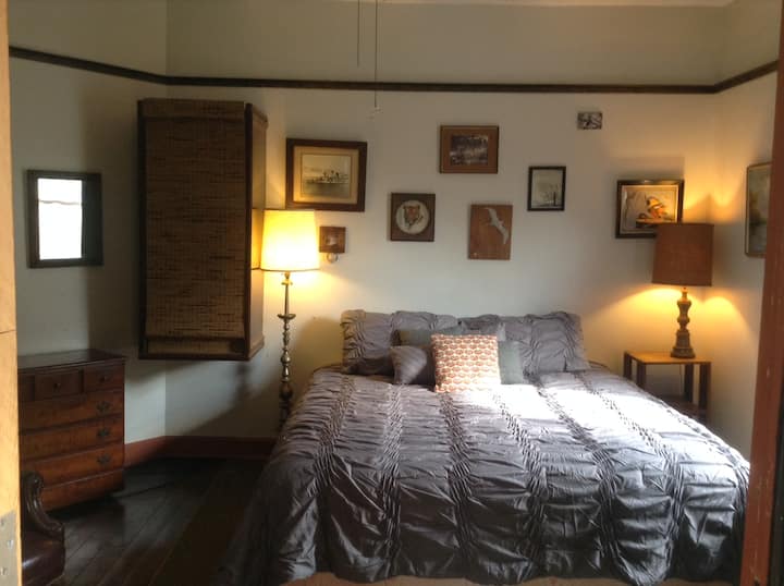 Convenient King Suite---walk To Downtown! - Asheville, NC