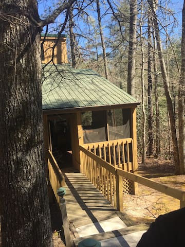 Home near the Sapphire River