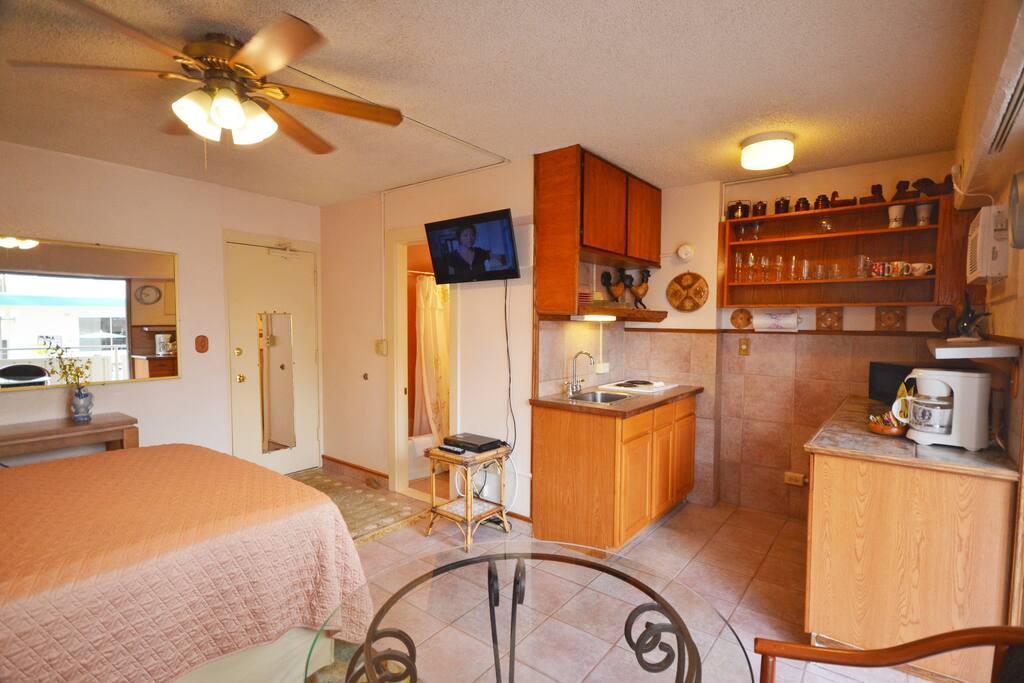 Cable TV and Wifi available, view from the dining table