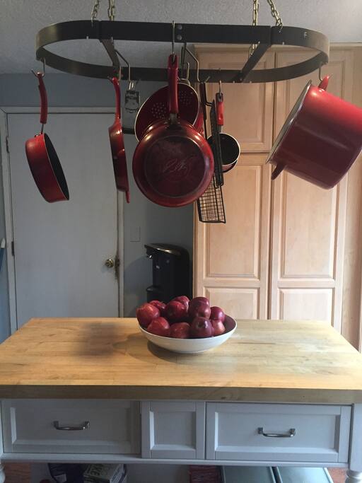All your cooking vessels, utensils and a fresh bowl of fruit on your arrival.