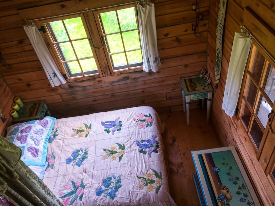 Main floor FAIRY CABIN