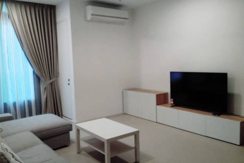 55" 4K LED TV