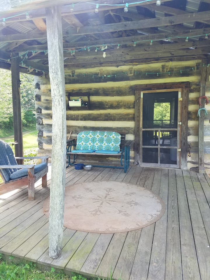 Maggie's Farm Cabin Cabins for Rent in Ferrum, Virginia, United