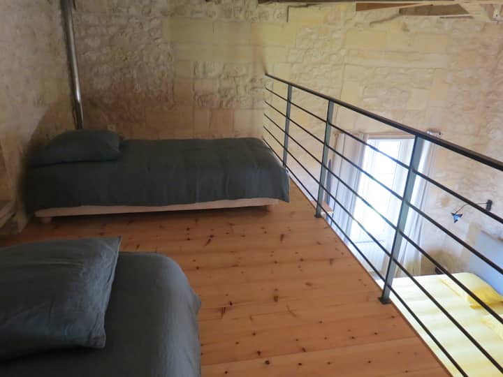 2 x 90 kreveta na mezzaninu