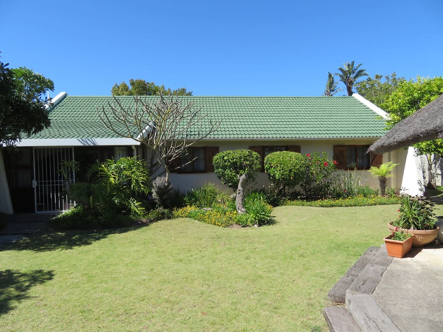 Ideal for families, big garden and outside shower