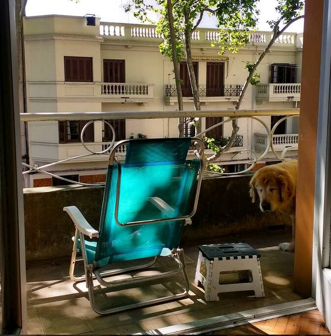 Room access to the balcony