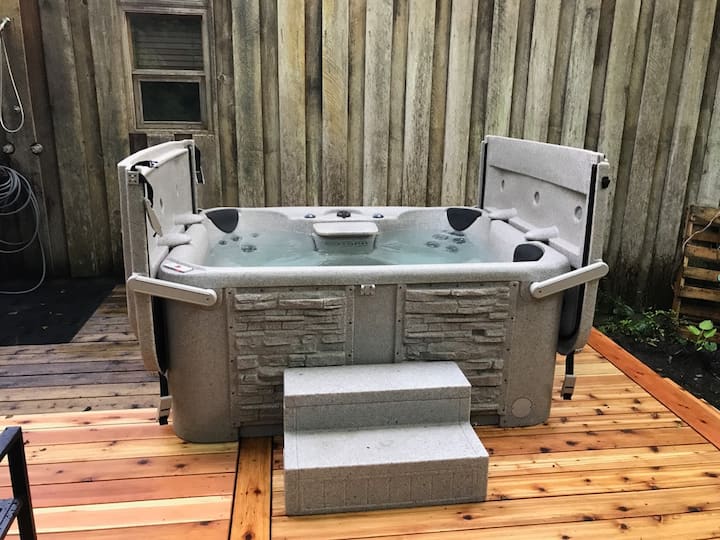 rentals hot tubs