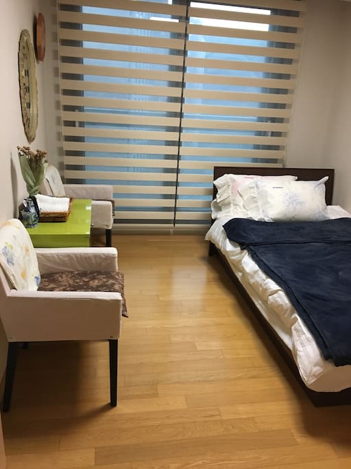 Room 1 feeling cosy and homey.