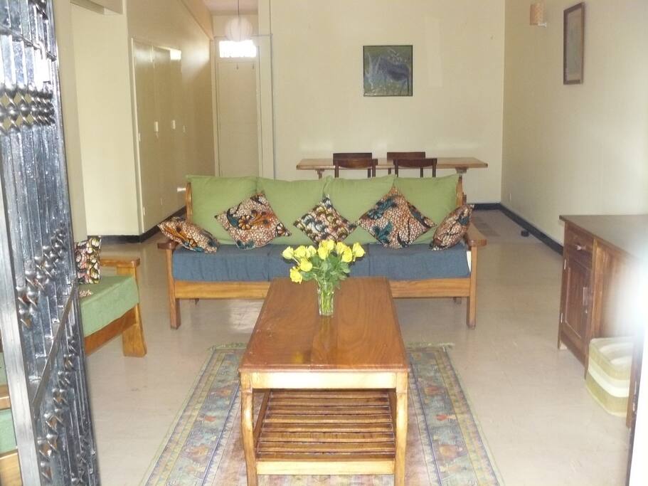 Open plan sitting room/ dining room