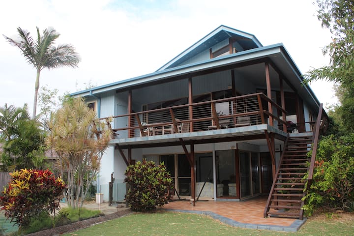 Beachfront House, Pottsville NSW