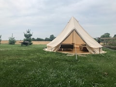 Rustic+glamping+at+Fresh+Lake+Farm-+with+a+pool%21
