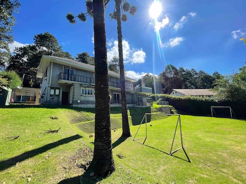 Excellent House, upscale neighborhood in Campos do Jordão