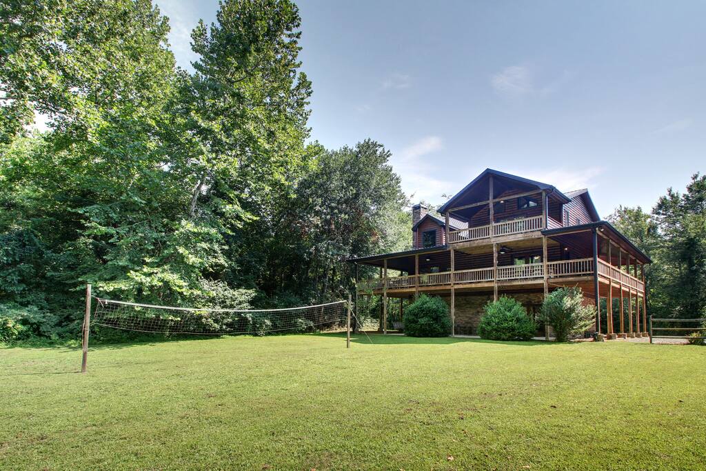 Canoe Cruise Luxury On The Ocoee River 5 Bedrooms 3 5