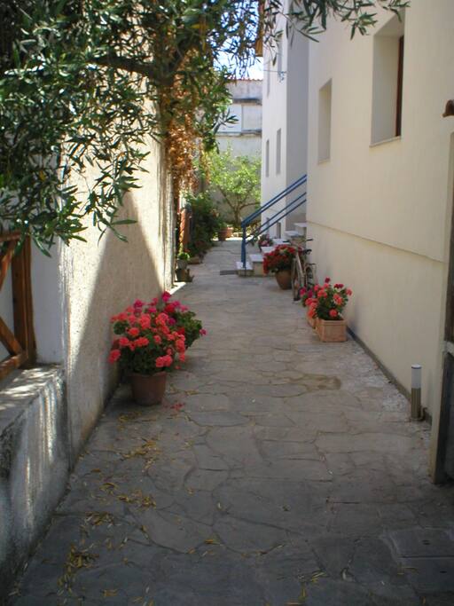 der Weg zur Treppe