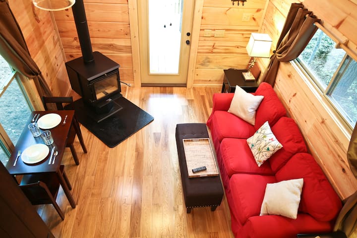 Grey Fox Getaway In Happy Fox Hollow Cabins For Rent In Brevard