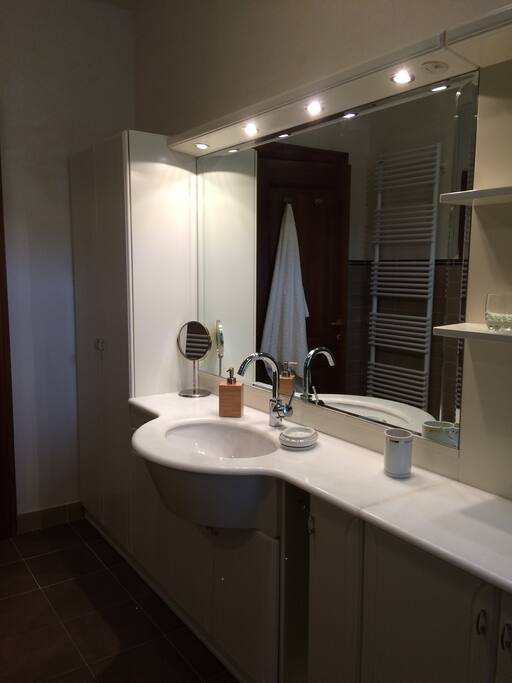 Bed&Breakfast La Pecora Nera - Belluno IT
Bagno privato esterno