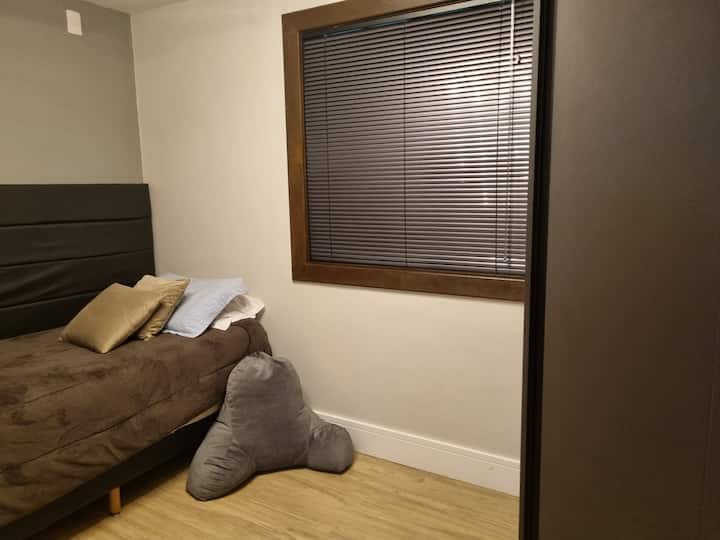 Segunda habitación con 2 camas de una plaza. 