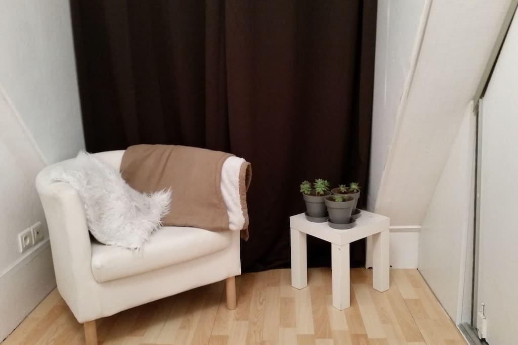 Fond de la chambre
