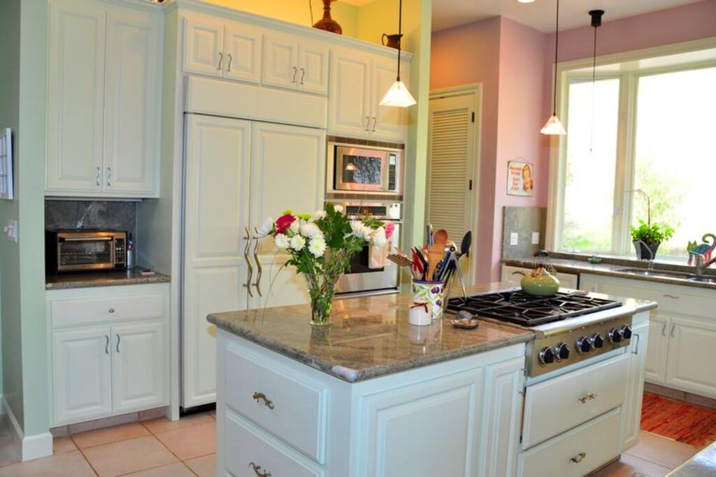 Kitchen with Large picture window
