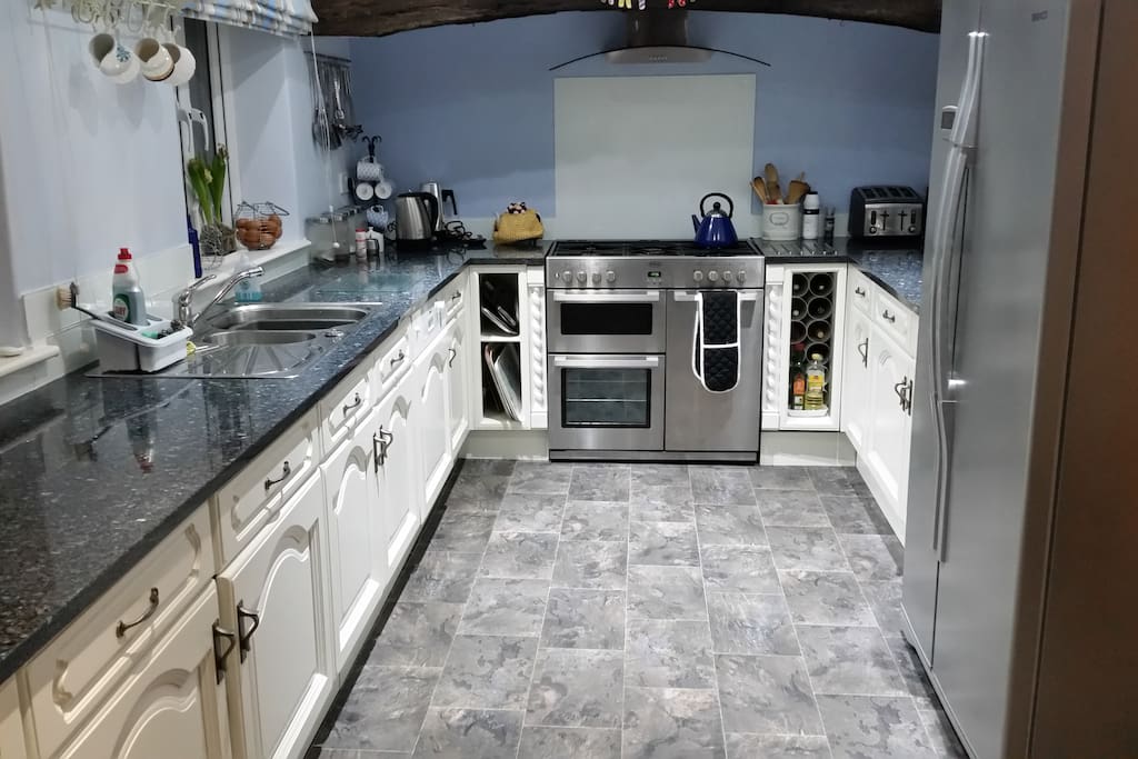 Well equipped kitchen