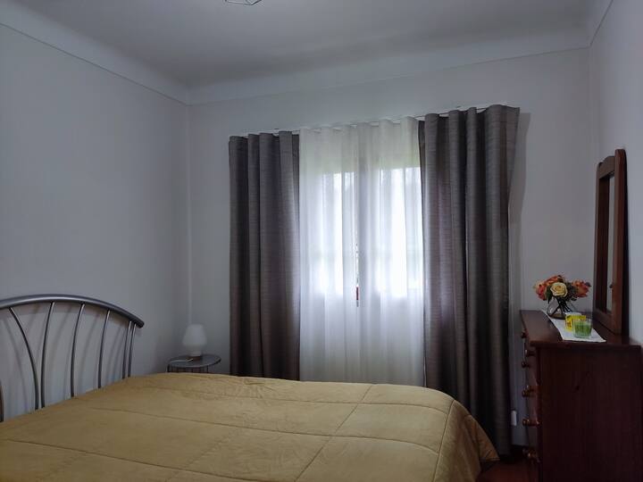 საძინებელი 4