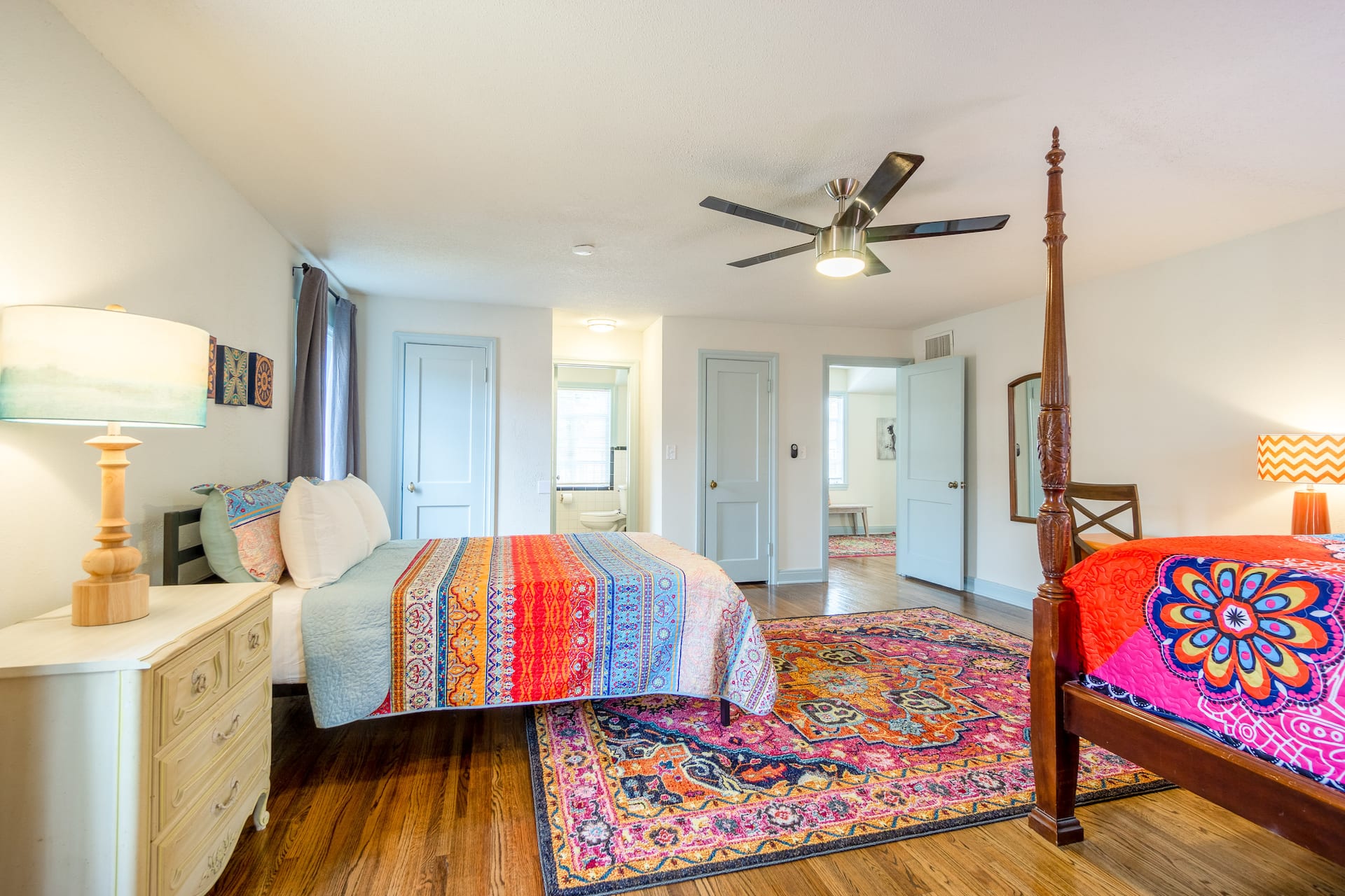 Comfy Colonial - up to 15 ppl, 5 mins to Plaza Dis — Foto 3
