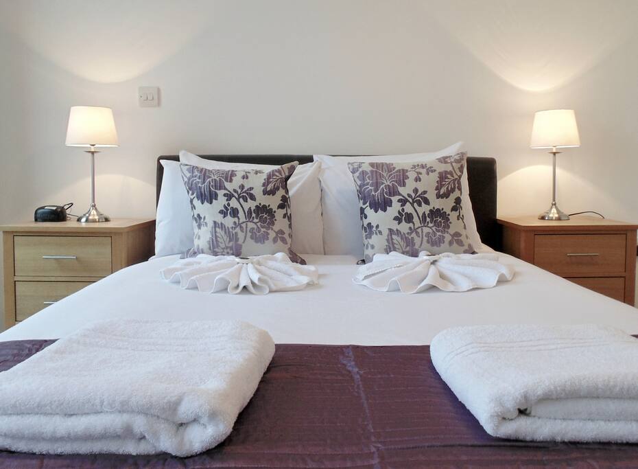 Bedroom with double bed