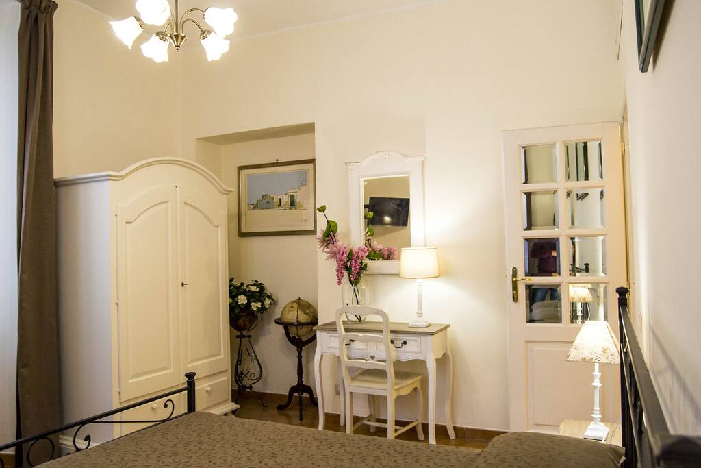 Valadier Room