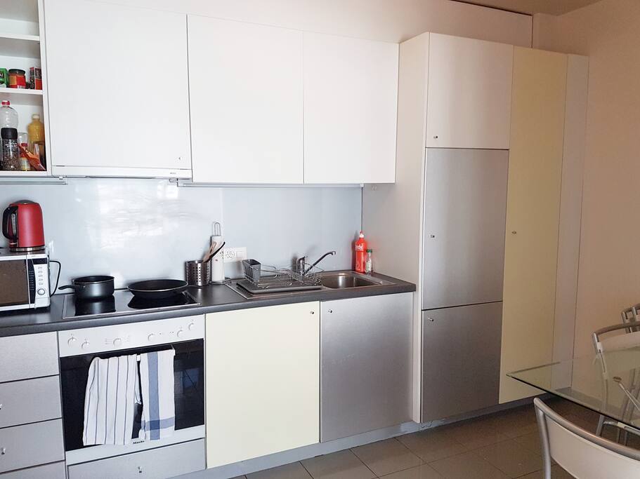 Fully equipped kitchen