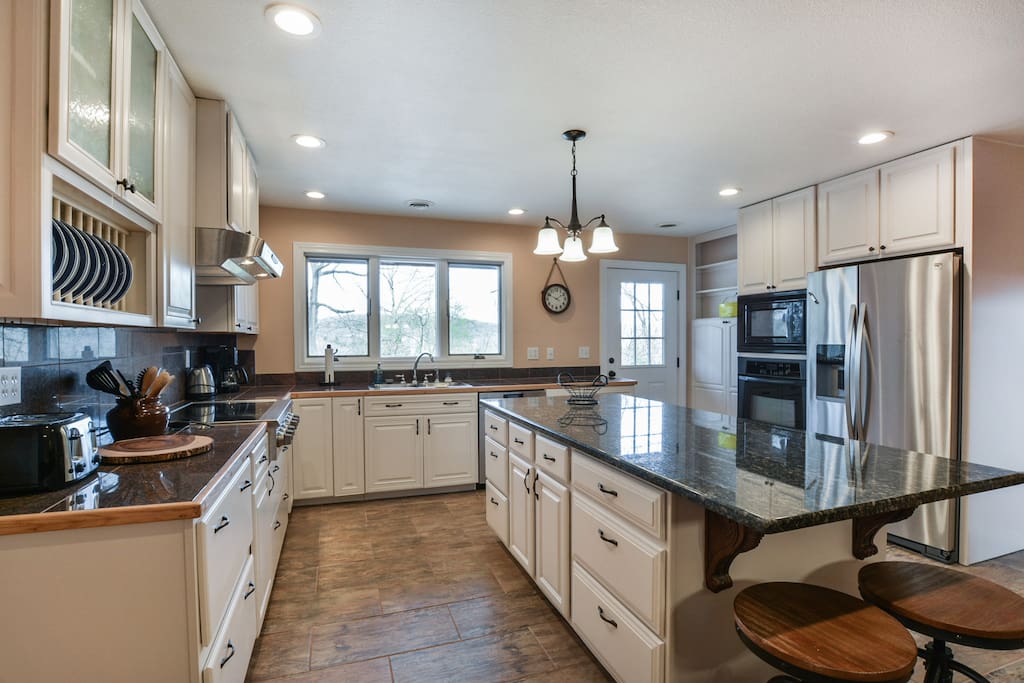 Fully Stocked kitchen