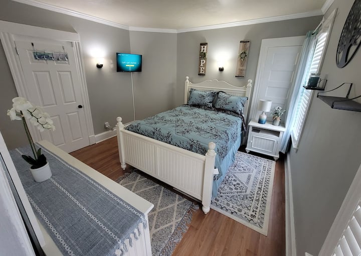 Thomaston Holiday Rentals & Homes Connecticut, United States Airbnb
