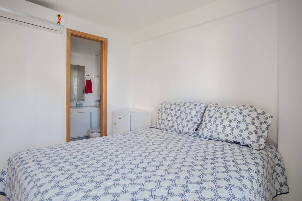 Suite Principal, cama Queen de verdade.