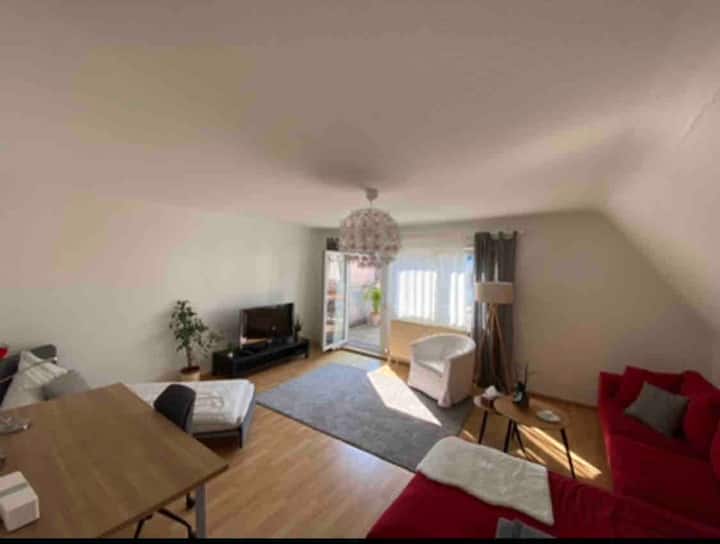 Wohnung Mit Balkon, Stellplatz Und Klimaanlage - Pforzheim