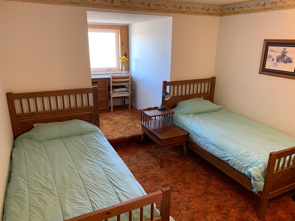 Apt 3, BR C, Pony Room - Two comfortable single beds and a spectacular view.