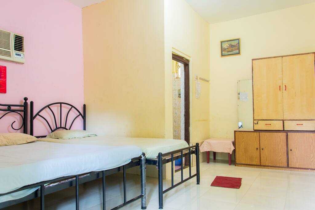 Comfortable room in anjuna