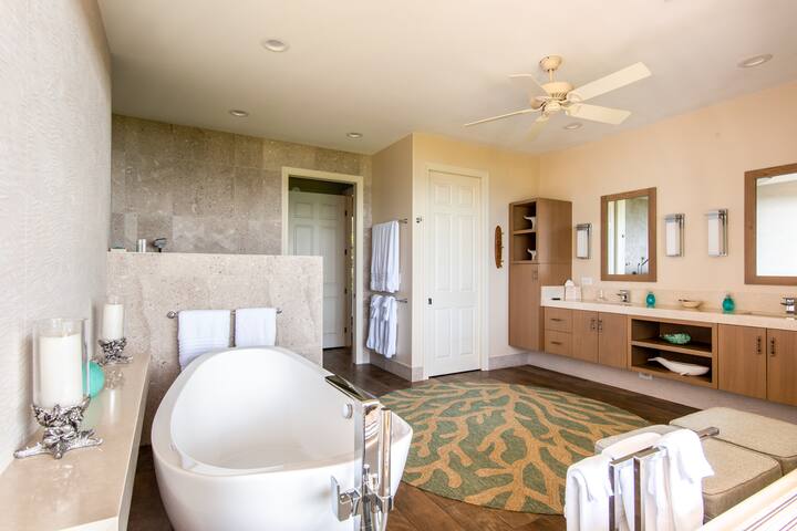 Kamaole Beach Villa gallery image 5