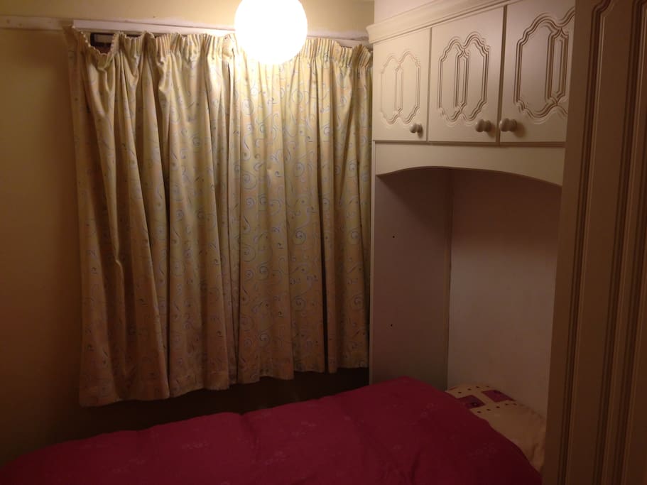 Memory foam mattress in your cosy single room ;)