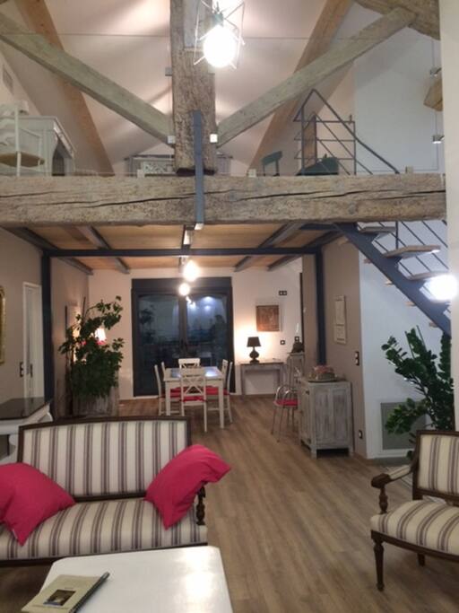 Loft "Colombe" 130 m2 Vue Séjour Salon