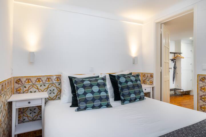 Charming and historical apartment in Santa Justa gallery image 4