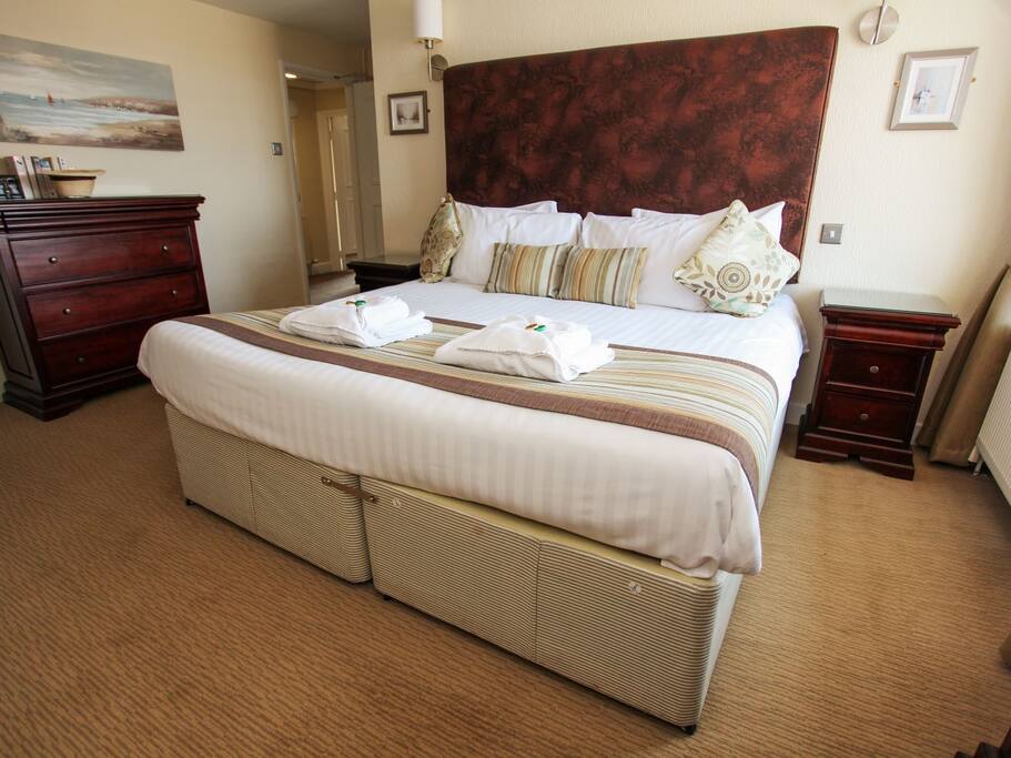 Room 1