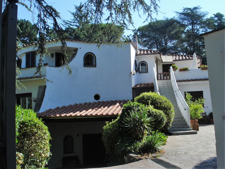 Front entrance to the Penthouse