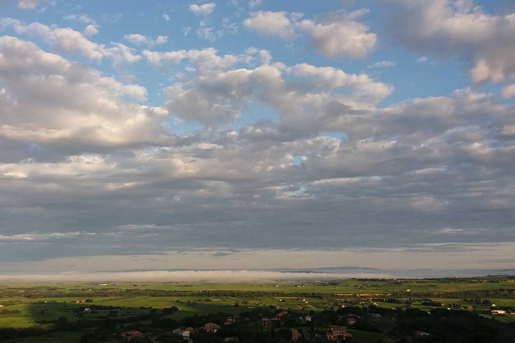Vue depuis l'appartement - Retour du soleil après la pluie